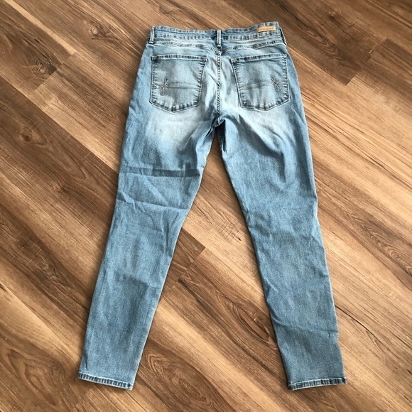 Denizen Levi’s womens jeans Modern Skinny size 29x28 - Picture 4 of 6